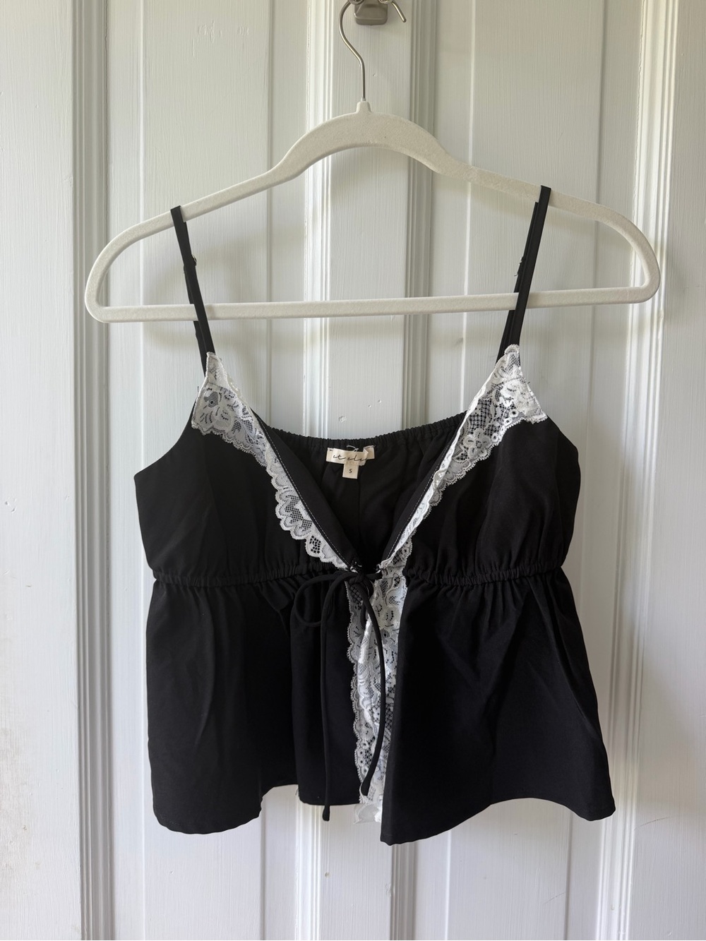Black Lace-Trim Cami Tank Top